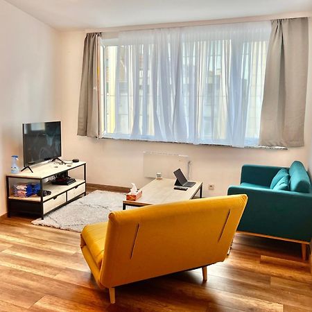 Design Studio Perfectly Located - Eu Madou - Park Apartment Brussels Luaran gambar